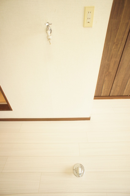 その他　雨の日でもお洗濯ができる！室内洗濯機置場付です☆