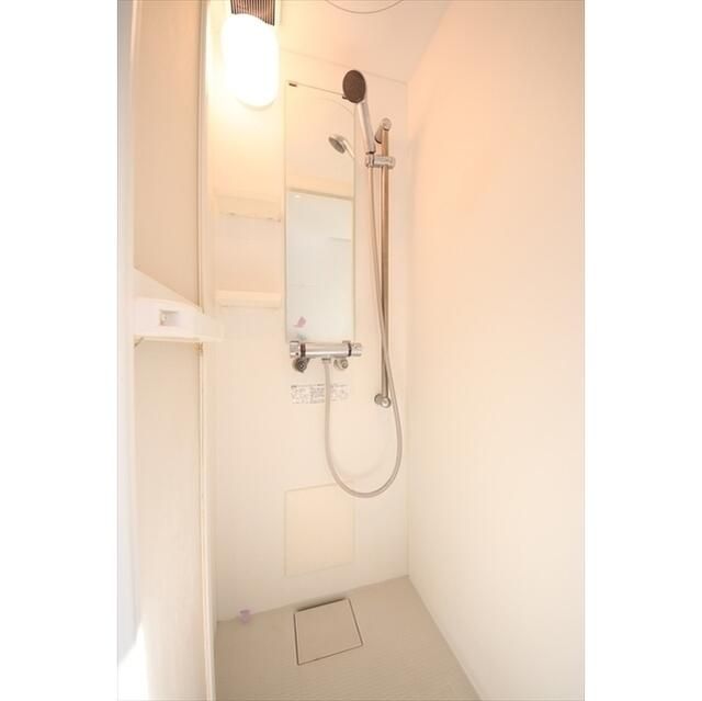 バス・シャワールーム　シャワールームです