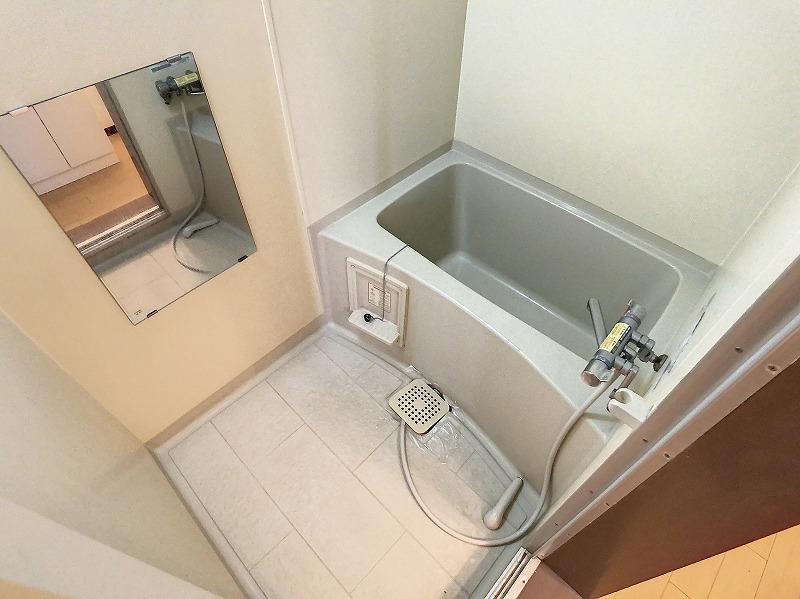 バス・シャワールーム　浴室