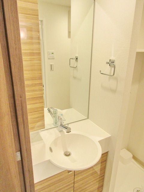 洗面設備　お部屋探しは株式会社　タウンハウジング　までお気軽にお問合…