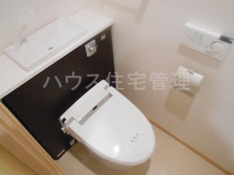 トイレ　シャワー付トイレ