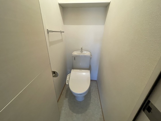 トイレ　※別部屋の写真です