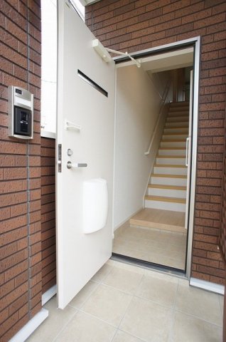 玄関　落ち着いた玄関です