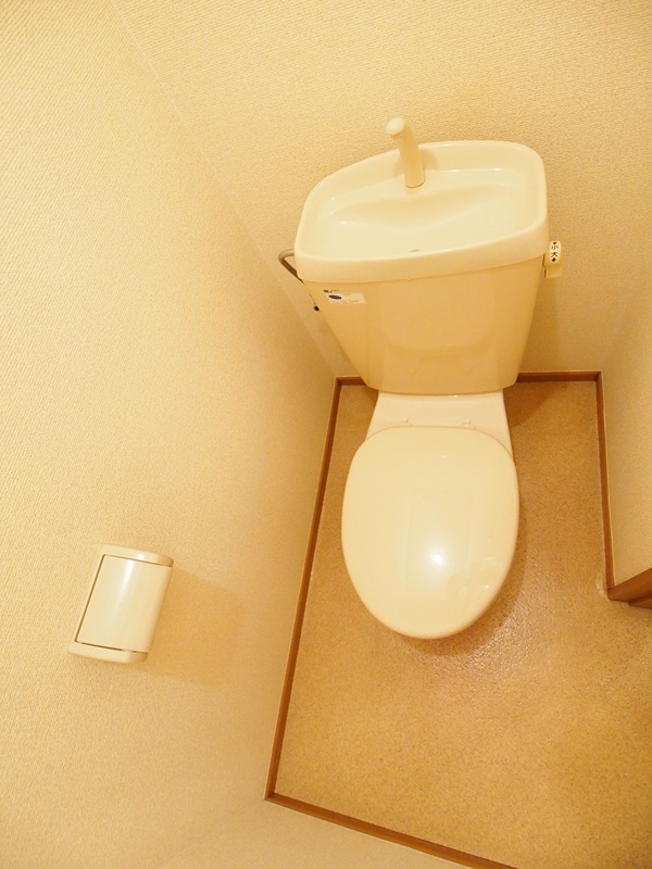 トイレ　別部屋同間取