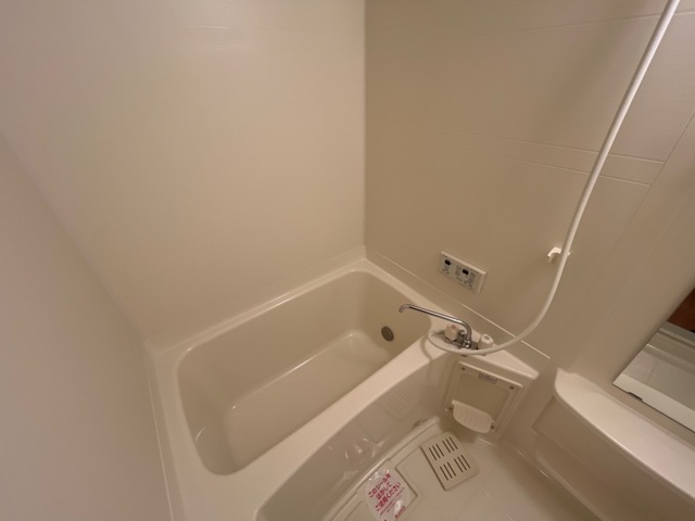 バス・シャワールーム　追焚き付の浴室♪