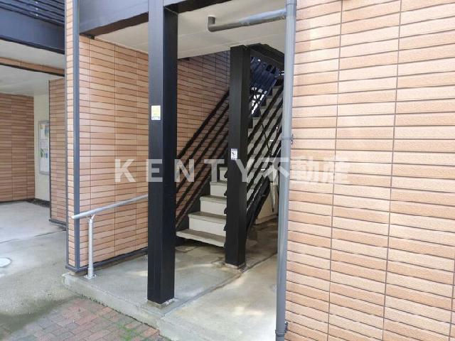 エントランス　清潔なエントランスです