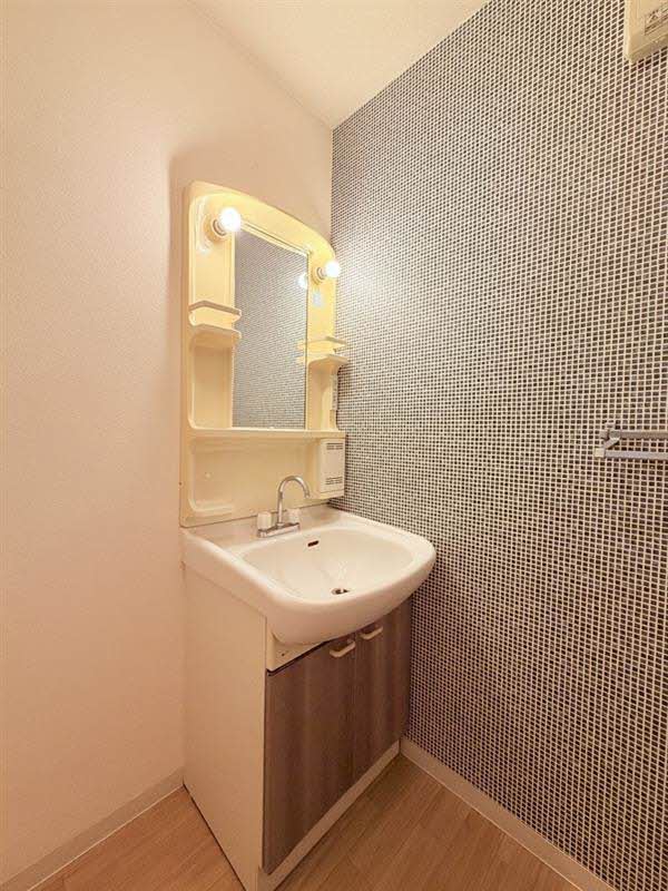 洗面設備　エクセルメゾン Ｇ棟 G102号-13