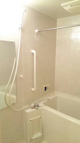 バス・シャワールーム　日々の疲れを癒すお風呂付です