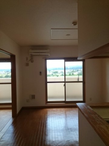 居室・リビング　使いやすい居間です