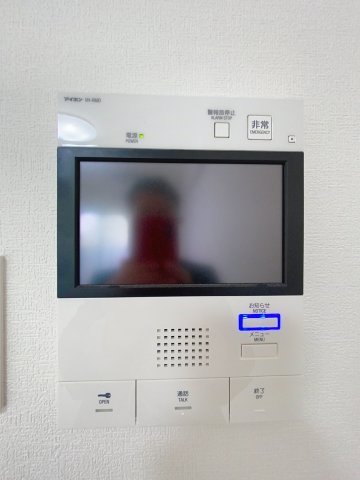 セキュリティ　来訪者が確認できる女性に安心の「TVモニターホン」