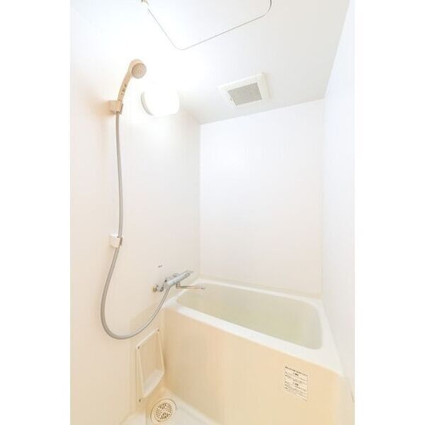 バス・シャワールーム　バスルーム