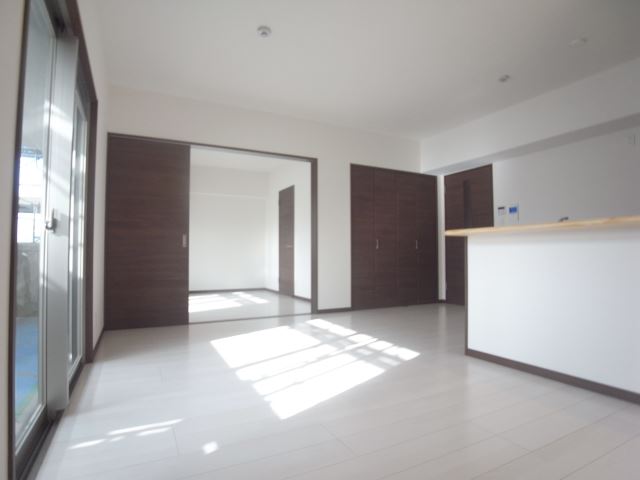 居室・リビング　リビング