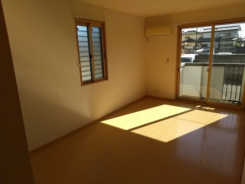 居室・リビング　図面と現状に相違がある場合には現状を優先