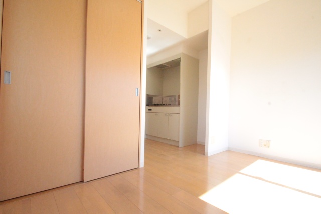 居室・リビング　※別室の参考写真の為、現況優先です。