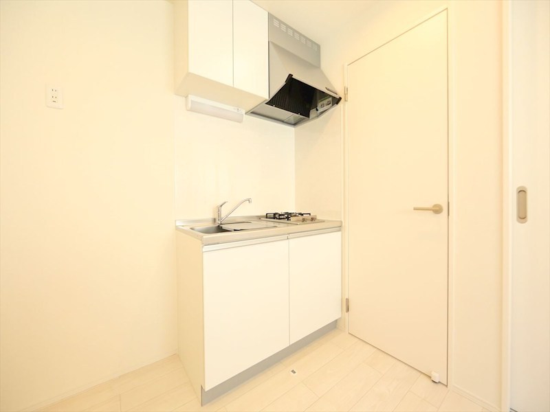 キッチン　システムキッチン（ガス2口コンロ付）　同仕様写真