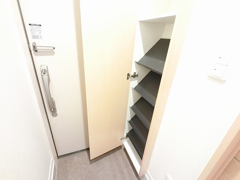その他設備　シューズボックス