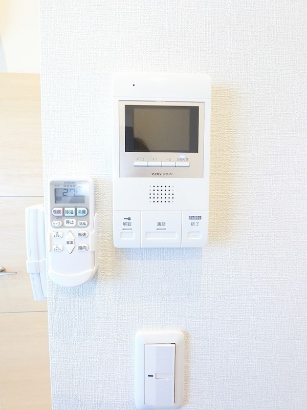 セキュリティ　モニター付インターフォン