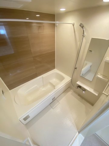 バス・シャワールーム　※同タイプの写真となります。
