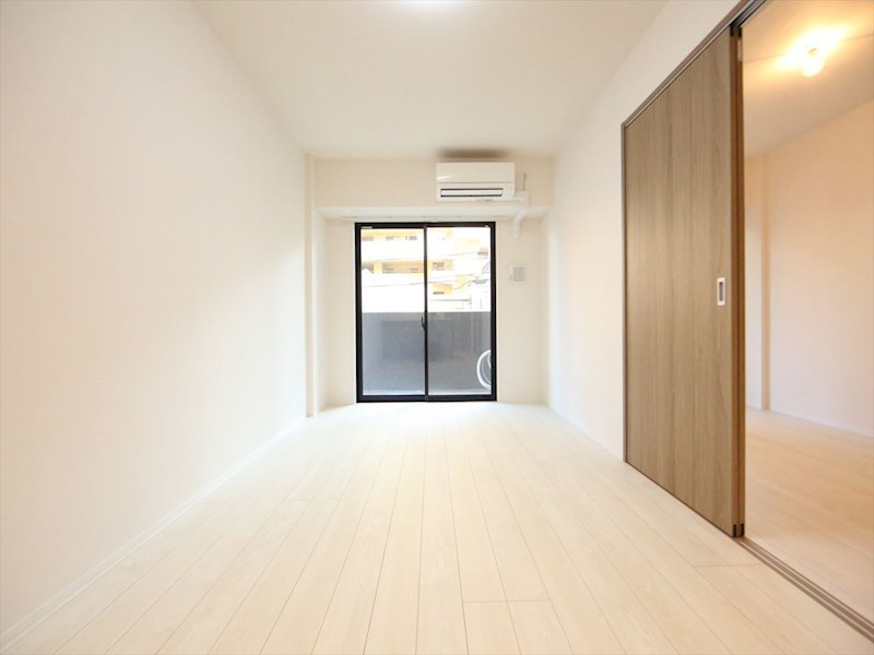 バルコニー　ＬＤＫ11.5帖　エアコン完備　南面バルコニー