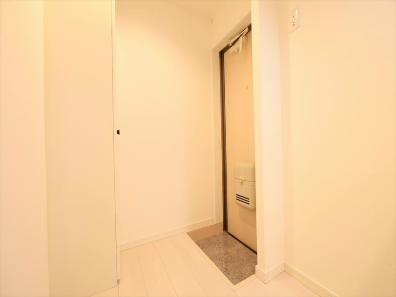 玄関　玄関　シューズボックス充実してます