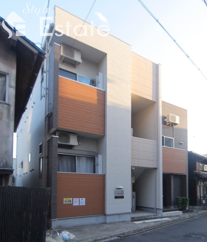 建物外観　デザイナーズ　ロフト付