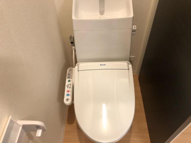 トイレ　シャワー付トイレ
