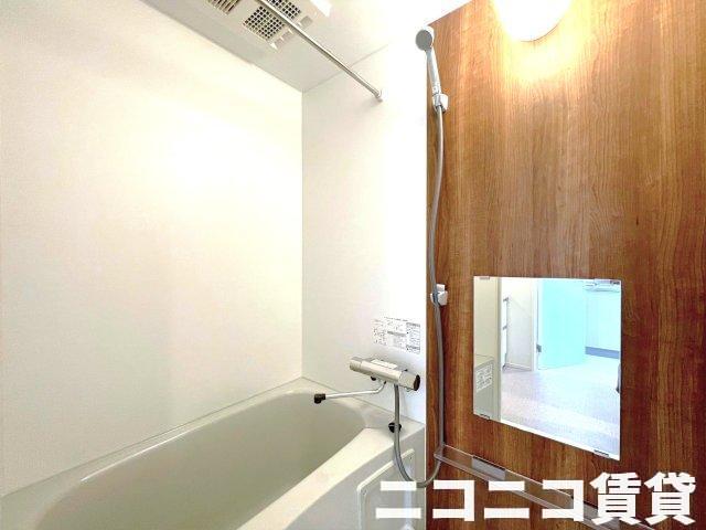 バス・シャワールーム　※別棟の参考写真です