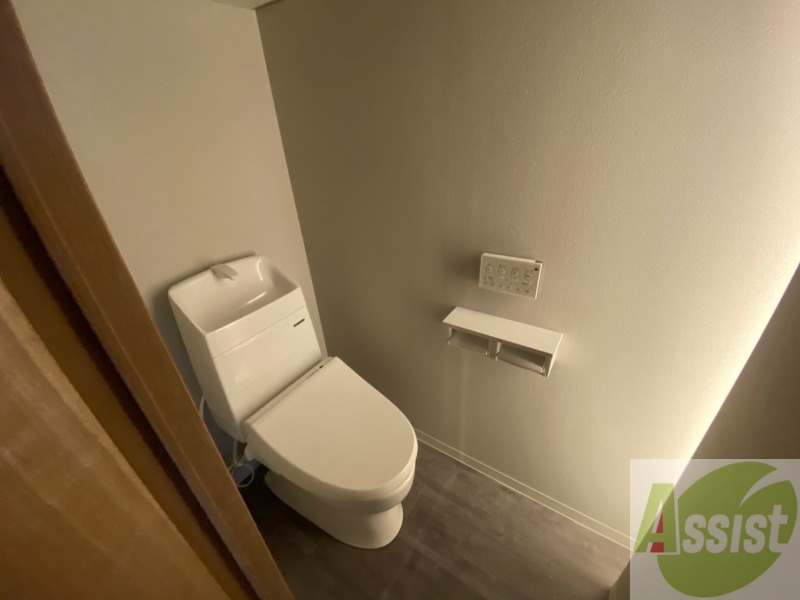 トイレ　エアコンもあり暑い夏もこれで快適ですよ～