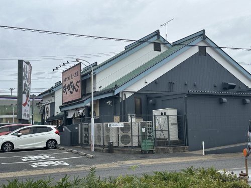 飲食店　焼肉きんぐ 元町店（飲食店）まで936m