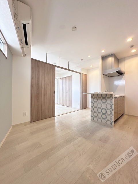 居室・リビング　お洒落なカウンターキッチン♪