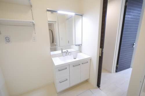 洗面設備　洗面所