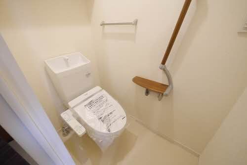 トイレ　トイレ