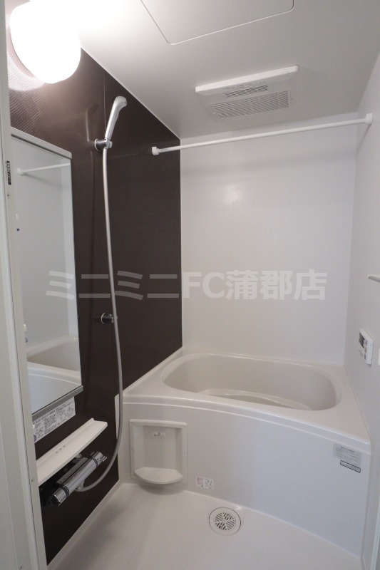 バス・シャワールーム　同タイプ