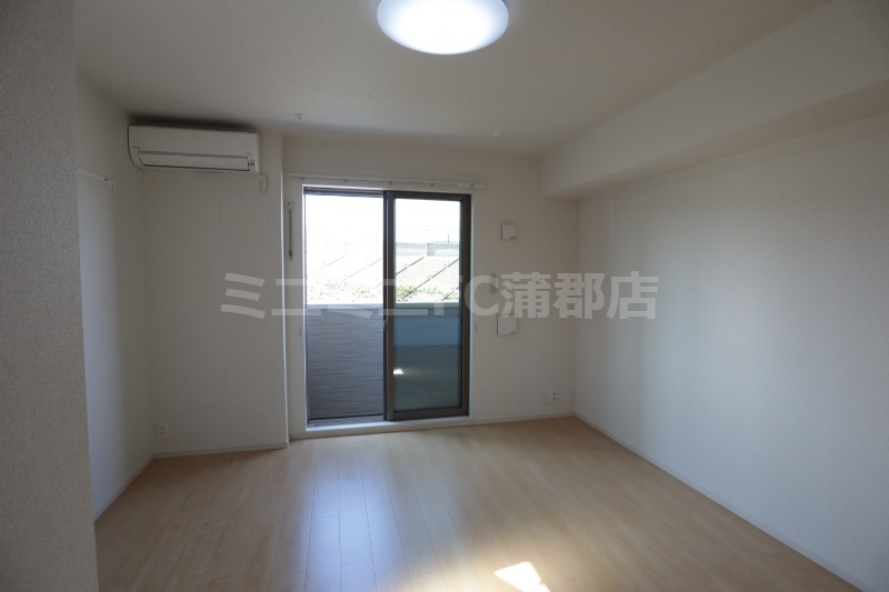 居室・リビング　同タイプ