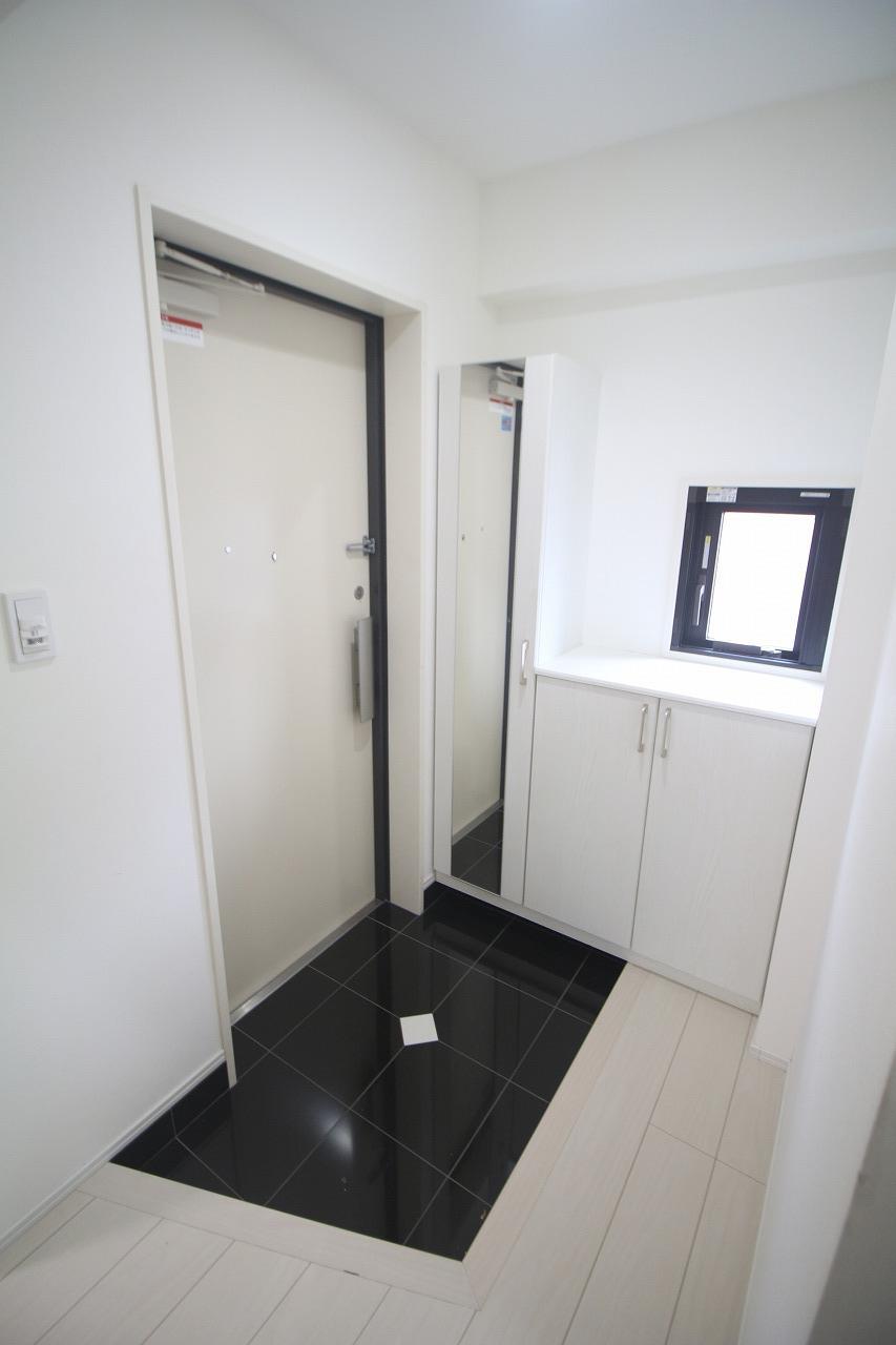 玄関　※別室参照