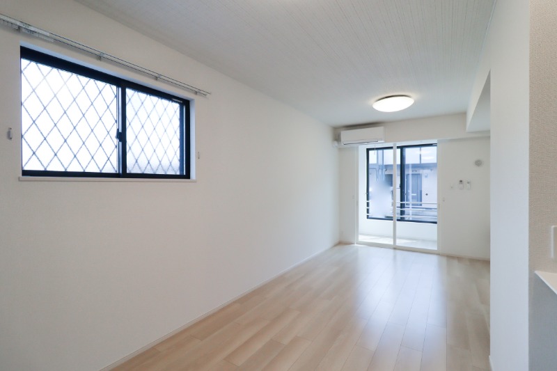 居室・リビング　図面と現状に相違がある場合には現状を優先