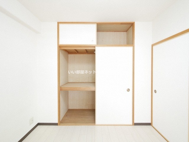 収納　※同仕様写真となります。