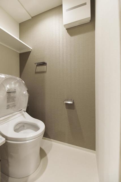 トイレ　※写真は同タイプ住戸です。