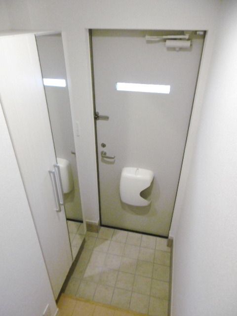 玄関　★お部屋探しは株式会社タウンハウジング東京まで★