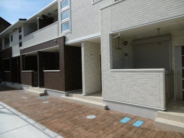 エントランス　★お部屋探しは株式会社タウンハウジング東京まで★