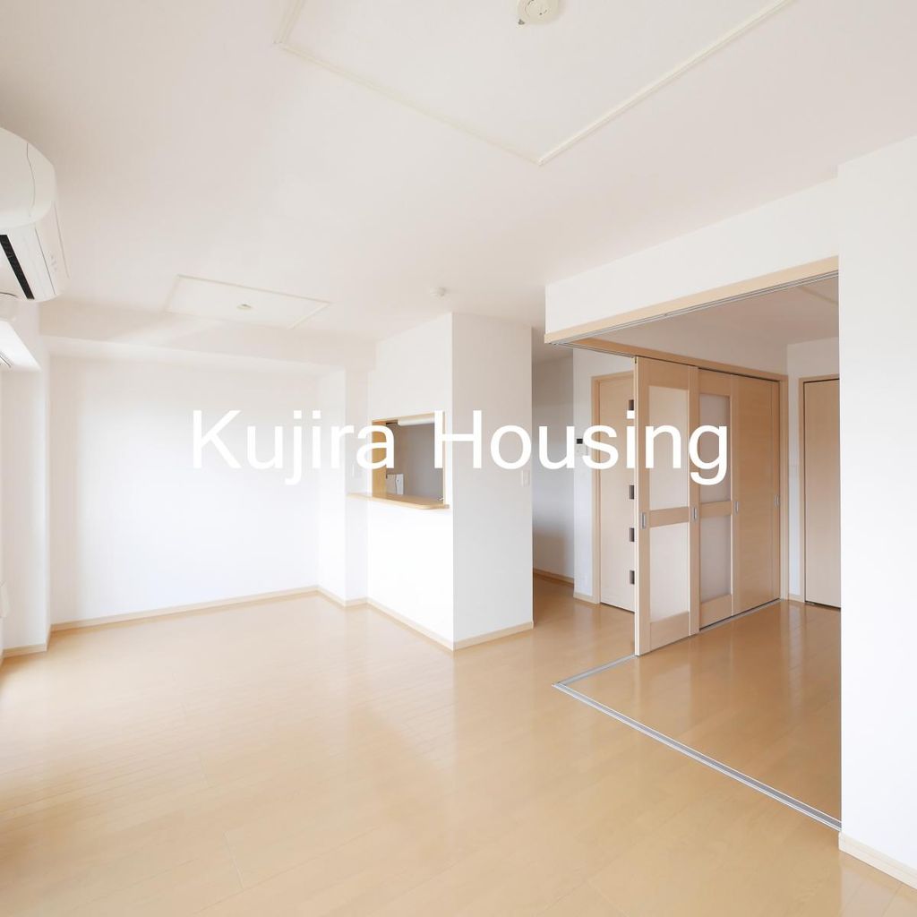 居室・リビング　★LDK13帖★