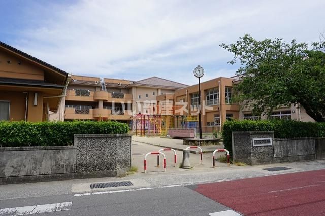 小学校　佐古小学校（小学校）まで494m