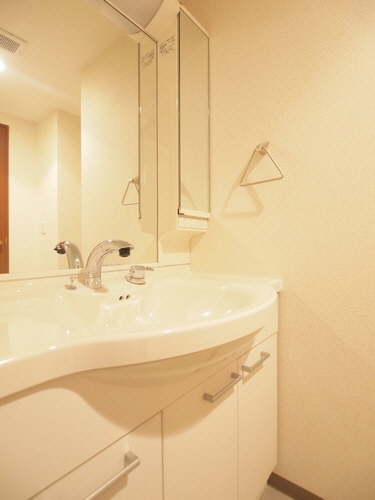 洗面設備　※間取り同タイプのお部屋の写真です
