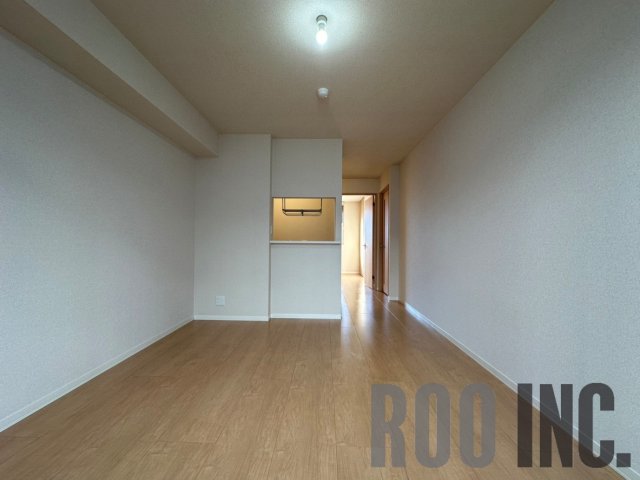居室・リビング　写真は反転のお部屋です