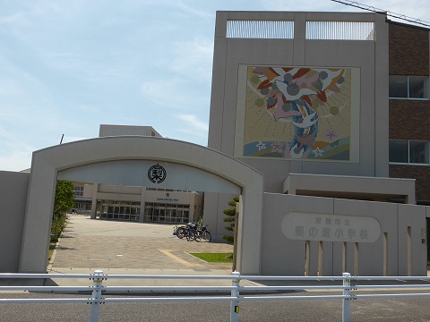 小学校　安城市立梨の里小学校（小学校）まで981m