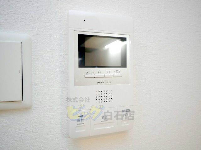 セキュリティ　モニター付きインターホン完備しています♪