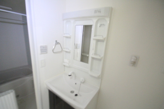 洗面設備　※別部屋の写真です