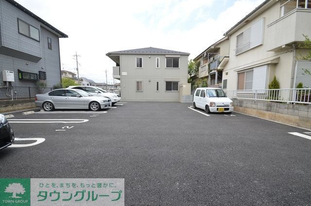 駐車場　敷地内駐車場