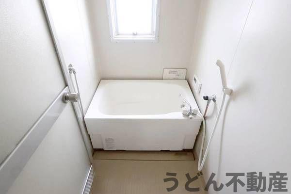 バス・シャワールーム　うどん県のお部屋探しはうどん不動産へ うどんちゃんとLINE