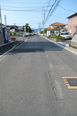 その他　前面道路（その他）まで10m